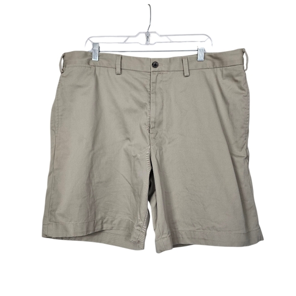 Eddie Bauer Other - Eddie Bauer Khaki Shorts 40